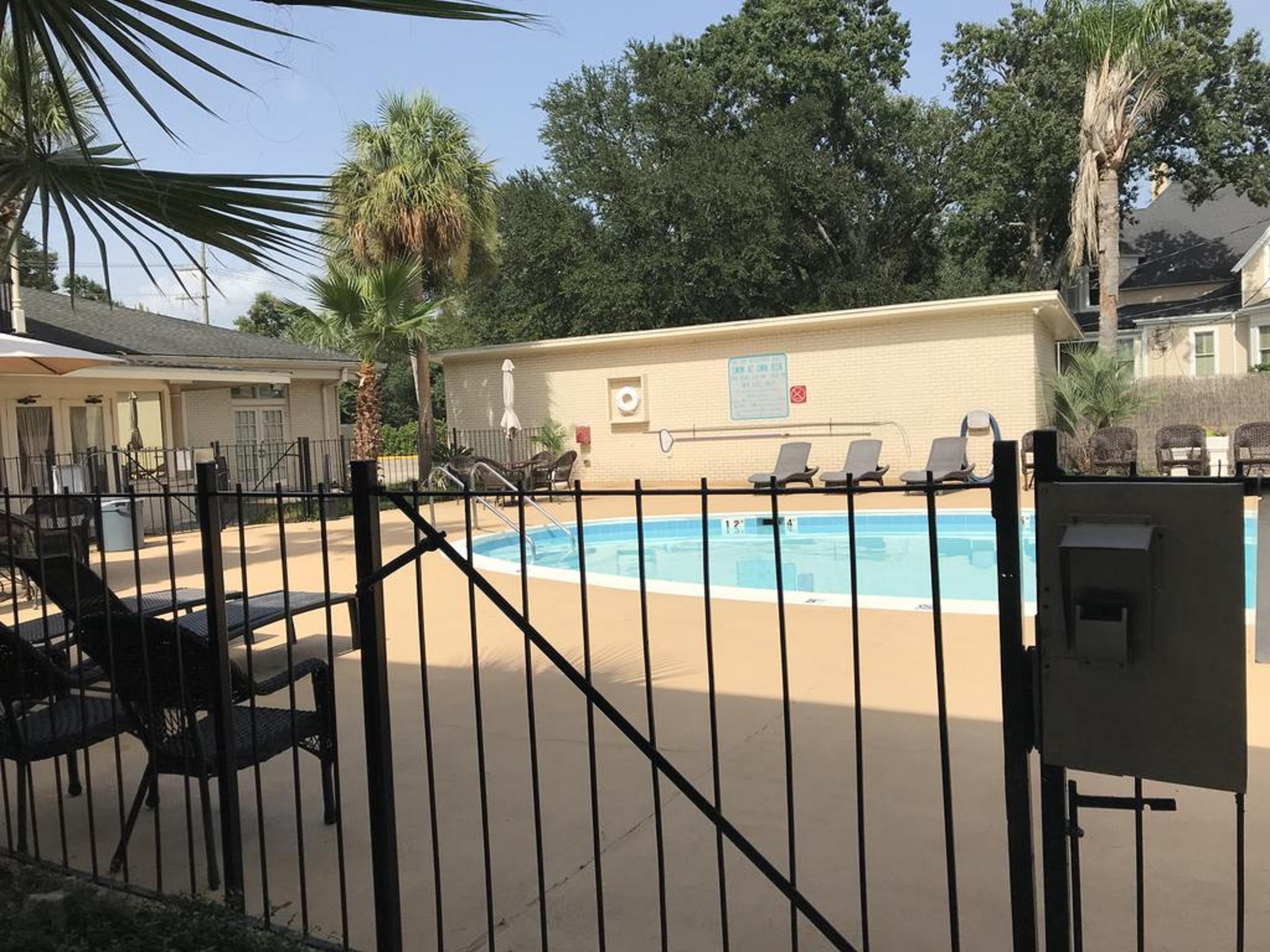 Carmel Inn And Suites Thibodaux Exterior foto